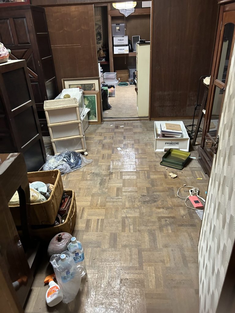 宝塚市にある一軒家のゴミ・不用品をまるごと回収させていただいた事例
