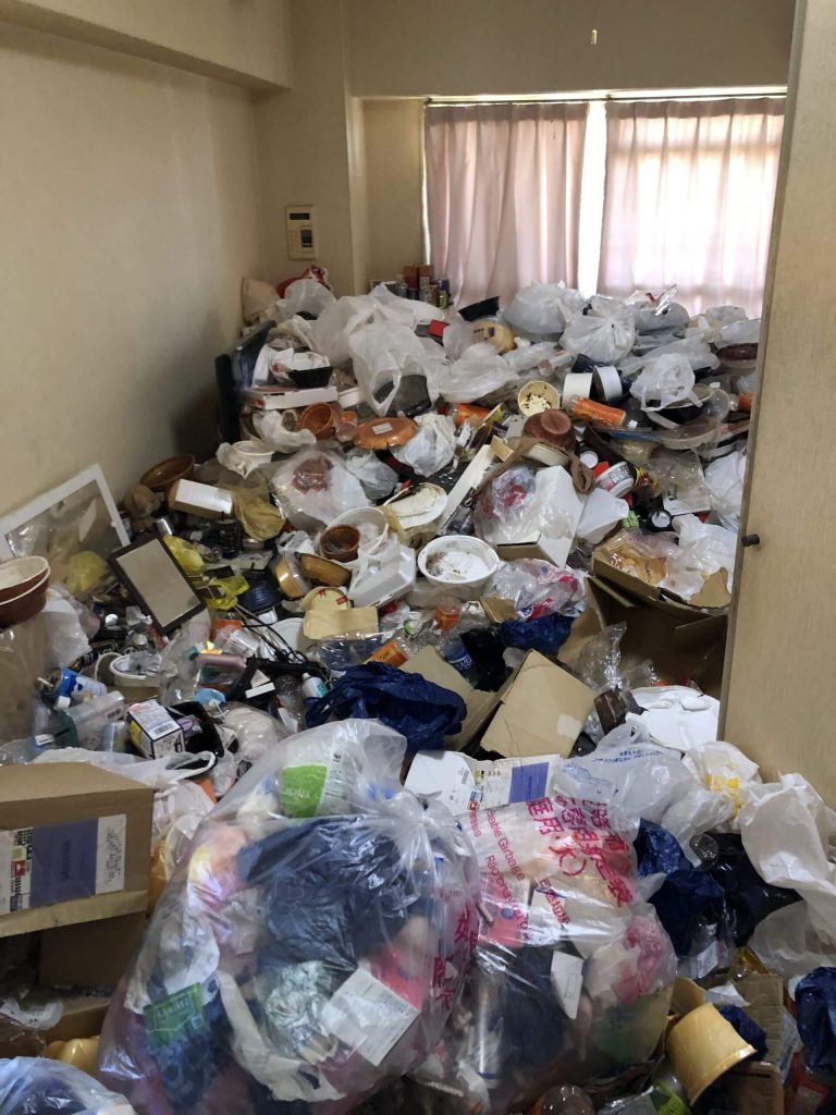 兵庫県姫路市でのゴミ屋敷・汚部屋の片付け事例