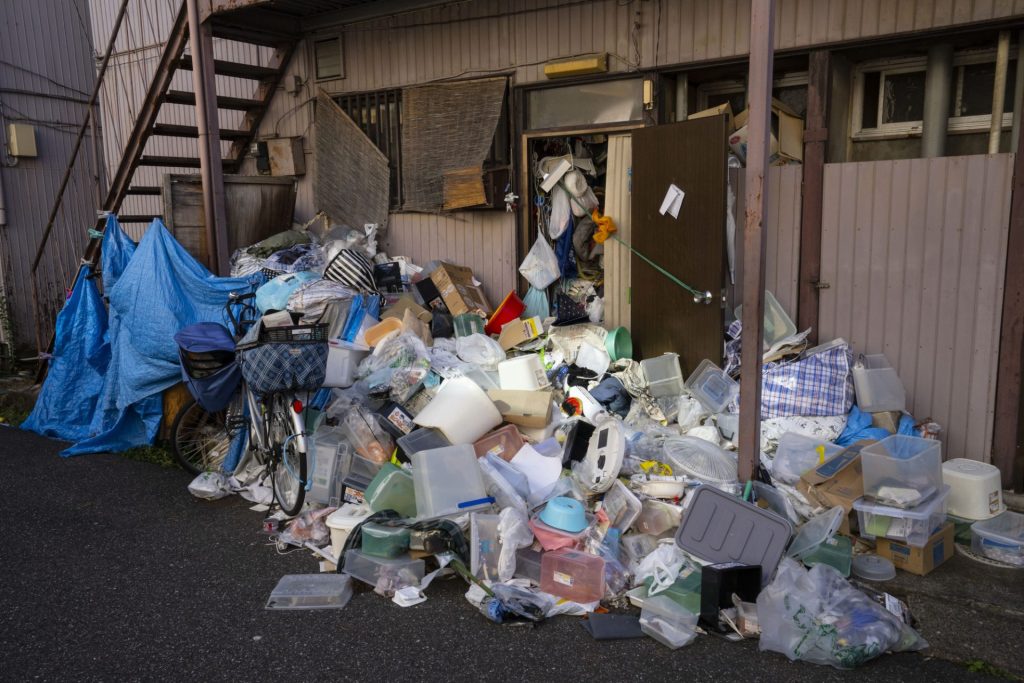 大阪府高槻市でゴミ屋敷・汚部屋・不用品を片付ける方法